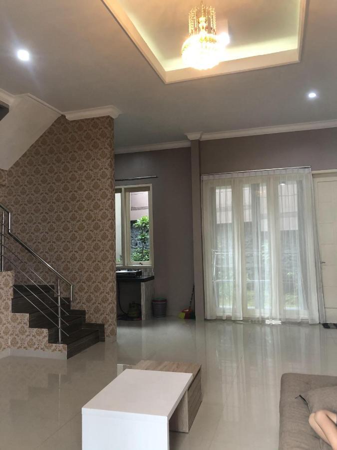 Villa Kusuma Hill A8 Batu  Exterior photo