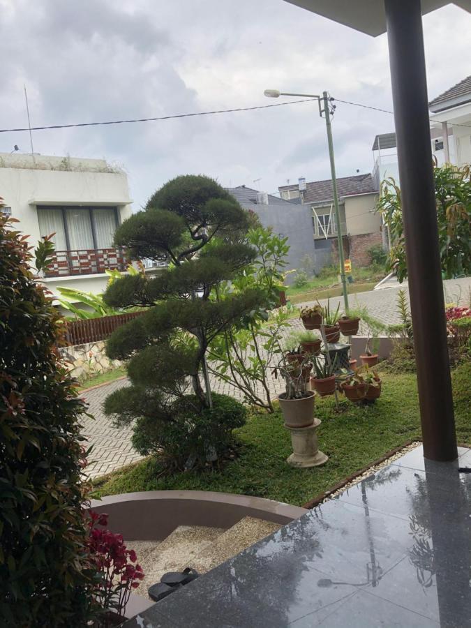 Villa Kusuma Hill A8 Batu  Exterior photo
